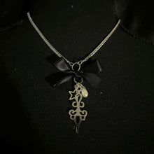 Load image into Gallery viewer, time goes by necklace.
