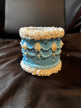 Load image into Gallery viewer, blueberry cream cake planter.
