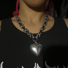 Load image into Gallery viewer, dark paradise necklace.
