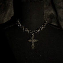 Load image into Gallery viewer, malefactor necklace.

