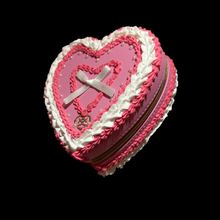 Load image into Gallery viewer, strawberry zip cake storage.

