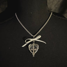Load image into Gallery viewer, crystal heart ribbon necklace.
