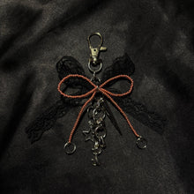 Load image into Gallery viewer, kittie bag charm.
