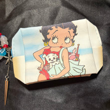 Load image into Gallery viewer, beach betty boop zip pouch.
