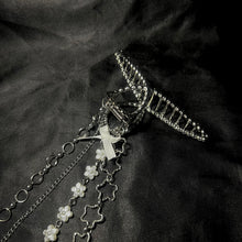 Load image into Gallery viewer, celestia hair clip.
