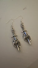 Load image into Gallery viewer, deception earrings.
