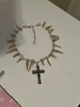 Load image into Gallery viewer, relapse necklace.
