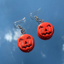 Load image into Gallery viewer, Pumpkin Earrings
