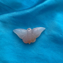 Load image into Gallery viewer, Authentic Jade Fly Pendants
